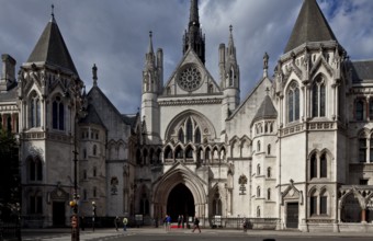 Civil court in the street STRAND, built 1874-82, main entrance seen from the south-east