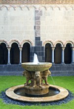 Paradise with lion fountain, St., Saint, Saint