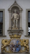 Coat of arms on the Old Castle, alliance coat of arms of the von Dohna and von Callenberg families,