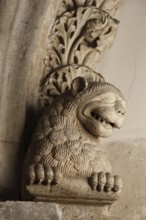 Lion portal in the sacristy, detail left lion, St., Sankt, Saint