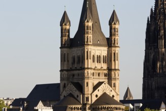 View from the Severinsbrücke bridge, behind it the cathedral, St., Sankt, Saint