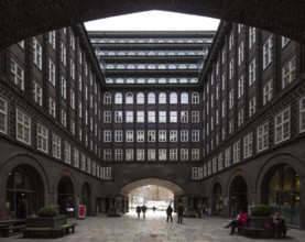 Hamburg Kontorhaus CHILEHAUS, built 1922-24 by Fritz Höger, inner courtyard above Fischertwiete