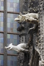 Gargoyle on the south side, St., Sankt, Saint