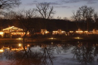 Christmas market in the castle park