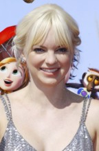 Anna Faris at the Los Angeles premiere of 'Cloudy With A Chance Of Meatballs' held at the Mann