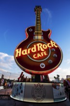 The Hard Rock Cafe neon guitar was modelled on Pete Townsend's Gibson Les Paul guitar from The Who,