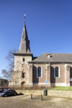 Vaals, Hervormde Kerk (German Reformed Church), bell tower and nave from 1672