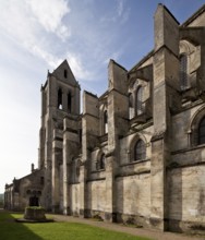 Saint-Leu-d'Esserent, Abbatiale St-Nicolas, partial view from north, St., Sankt, Saint