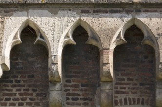 Gate construction, Jewish gravestones as building material