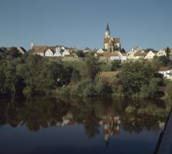 Town wall with parish church across the river Naab, St., Sankt, Saint