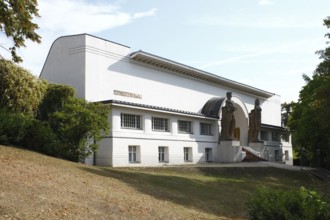 Studio building, also the festival building of the artists' colony