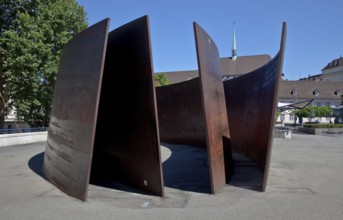 Metal object INTERSECTION 1992 by Richard Serra