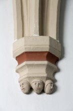 North aisle, console with 3 faces, St., Sankt, Saint