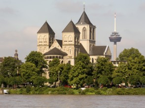 North-east view, view over the Rhine at high water, St., Sankt, Saint