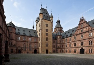 Aschaffenburg, Johannisburg Castle, built 1605-14 by Georg Riedinger