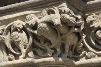 Romanesque capital on the west side of the Paradies, St., Sankt, Saint