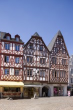 Trier, Hauptmarkt 22-23, Simeonstraße 37, half-timbered houses from around 1600