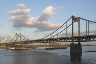 Krefeld-Ürdingen, Rhine bridge, built 1933-1936. Design: Friedrich Voß