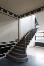 Built 1911-1915 by Walter Gropius and Adolf Meyer, main building, vestibule with staircase