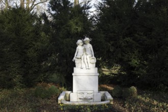 Krefeld, Hohenzollernstraße, children's fountain (fairytale fountain)