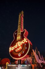 The Hard Rock Cafe neon guitar was modelled on Pete Townsend's Gibson Les Paul guitar from The Who,