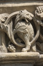 Romanesque capital on the west side of the Paradies, Greif, St., Sankt, Saint