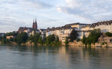 Basel, Minster (Basler Münster), view from north-east over the Rhine