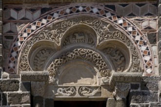 Chapel Saint-Michel, Portal, St., Saint, Saint