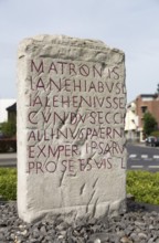 Copy of a Roman matron stone, on roundabout Lechenich, Bonner Str. / Römerhofweg (original