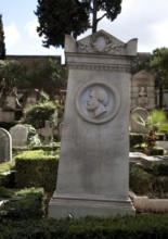 Gravestone Heinrich Kümmel, sculptor 1811-1855