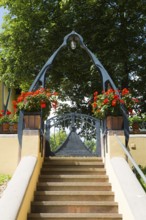 Built in 1902/1903 by Henry van de Velde and extended in 1911. Stairs and garden gate