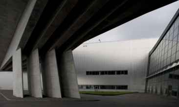 Leipzig, BMW plant, central building