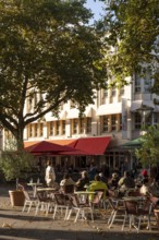 Krefeld, Neumarkt, pedestrian zone with cafés