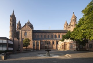 Worms, St Peter's Cathedral, north side