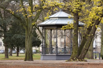 Restored by the Krefeld Monument Foundation and Klaus Reymann