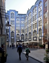 Façade design August Endell, former residential and commercial courtyards, now mixed use, courtyard