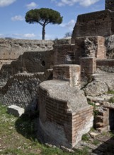 Small thermal baths, Piccole Terme