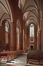 Interior facing south-west, St., Sankt, Saint