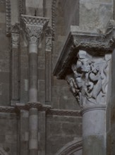 Vezelay, Basilica of Ste-Marie-Madeleine. Interior. South aisle figure capital. Left half-column on