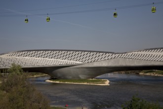 Pabellon Puente, pavilion bridge, Zaha Hadid 2005-08, above cable car