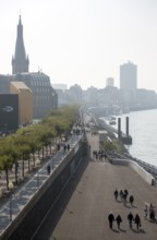 Düsseldorf, view from the Oberkassler bridge to the Rhine promenade