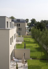 Krefeld, Rott housing estate, Reymann Architekten 2018, houses 5-1, garden side