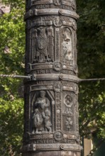 Mainz, market square in front of the cathedral, nail column from the First World War