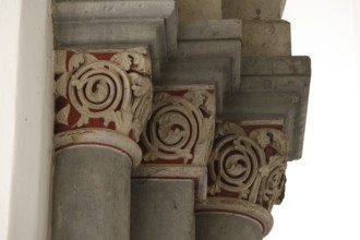 Capital in the north aisle, St., Sankt, Saint