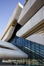 Montpellier, multi-purpose building PIERRESVIVES, built 2006-2012 by Zaha Hadid, Vestibühl, main