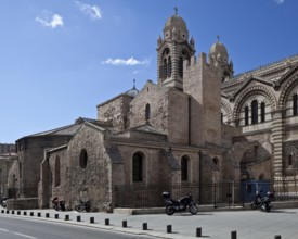 11th century view from north-east, behind it Cathedrale de la Major, built 1852-92, St., Sankt,