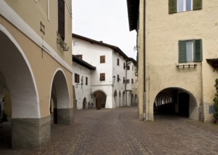 Italy S-Tyrol Neumarkt View from S into the Laubengasse