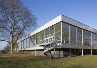 Krefeld-Hohenbudberg, Bayer-Werke, casino, staff canteen built in 1961 by Hentrich, Petschnigg und