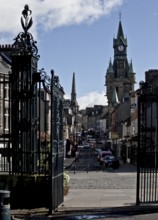 View through the Tor tor of Pittencrieff Park to the town hall