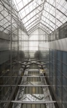 Bonn, Posttower, built 2000-2002 by Murphy/Jahn, interior view with so-called sky gardens View